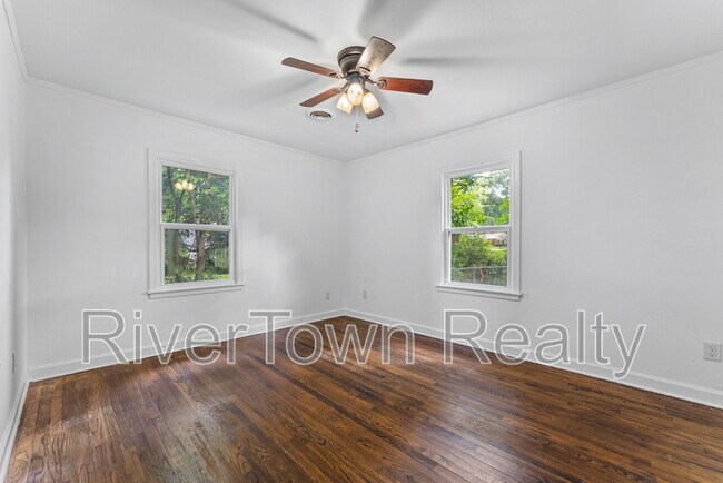 Building Photo - 810 Indian Dr