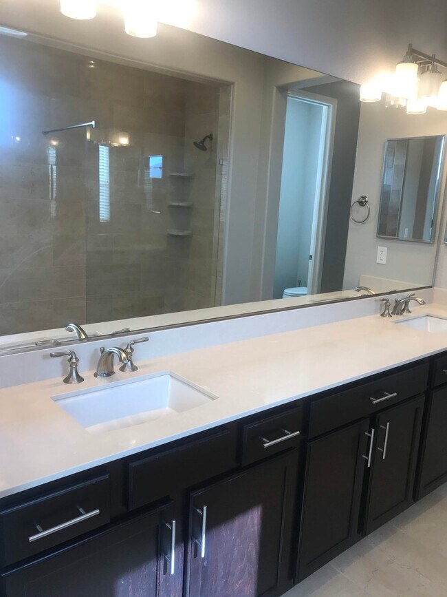 Building Photo - Toll Brothers Saddle Ridge Home for Rent
