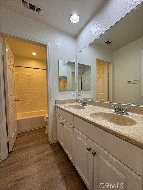 Building Photo - 10790 Barberry Ct