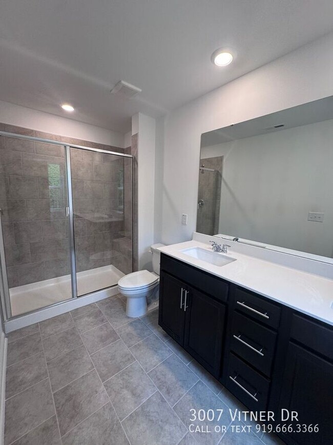 Building Photo - 3007 Vitner Dr