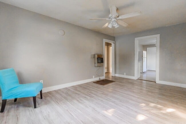 Building Photo - 505 W Texie Ave