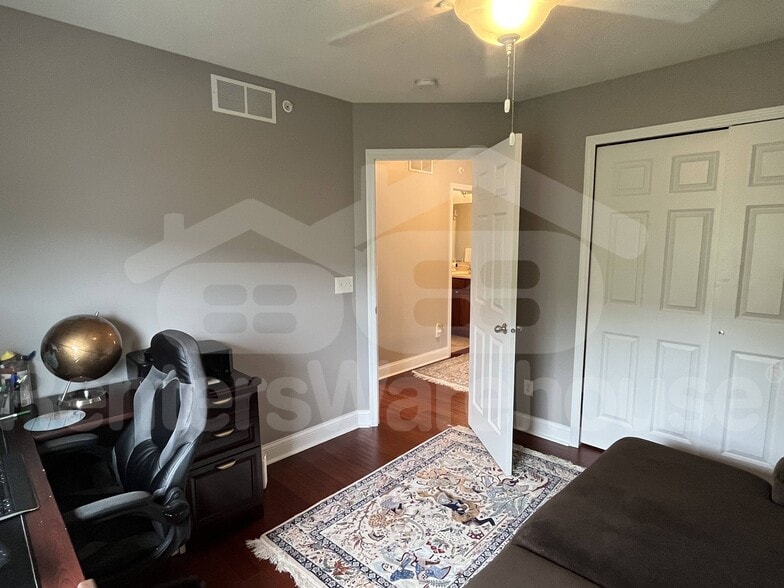 Building Photo - 9985 Vervain Dr