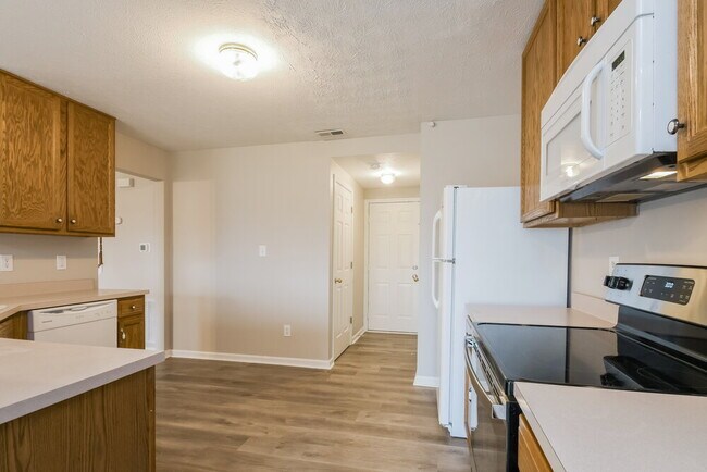 Building Photo - 443 Grabill Dr