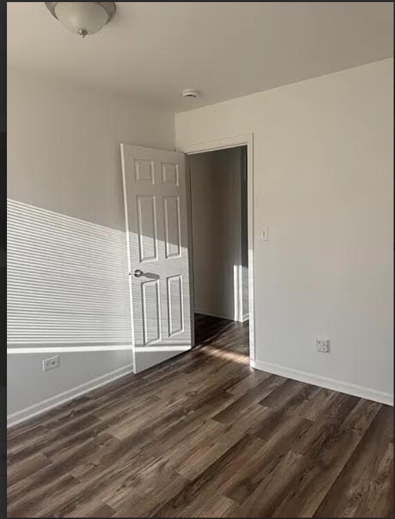 Building Photo - 4493 Provincetown Dr