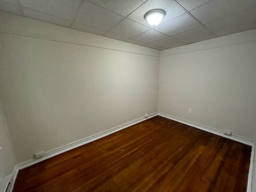 Building Photo - 62 N Margin St