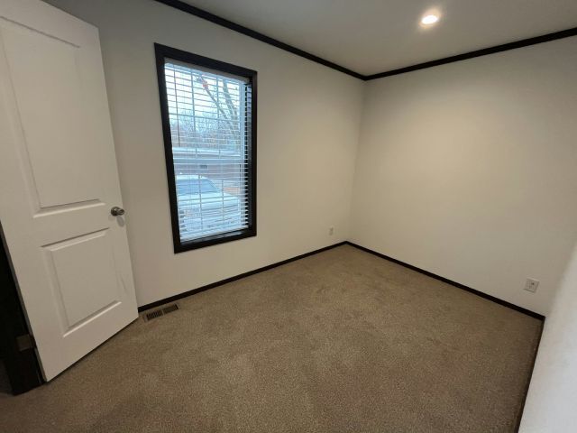 Building Photo - 159 Laurinda Ln
