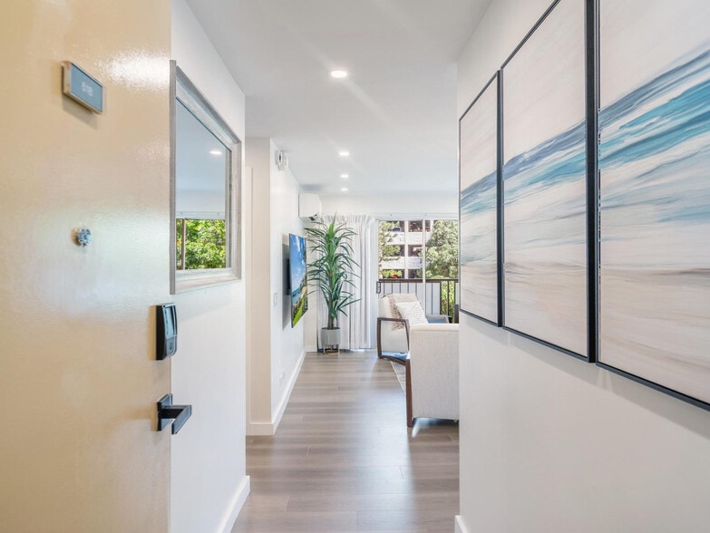 Building Photo - 2464 Prince Edward St