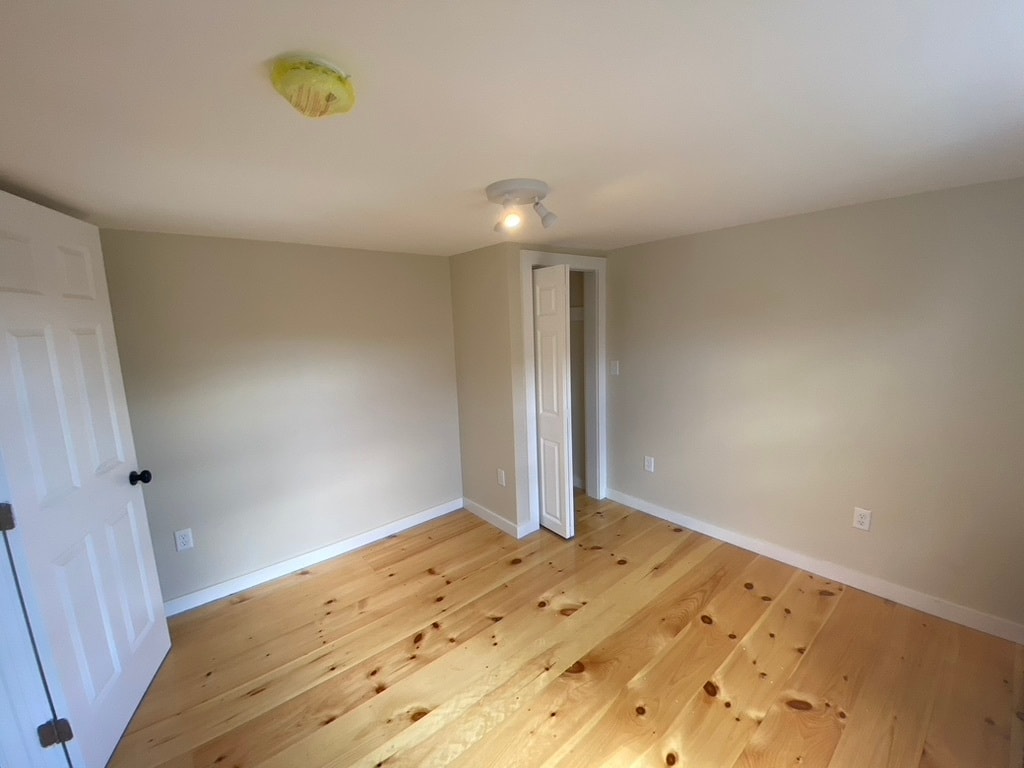 Building Photo - 41 School St