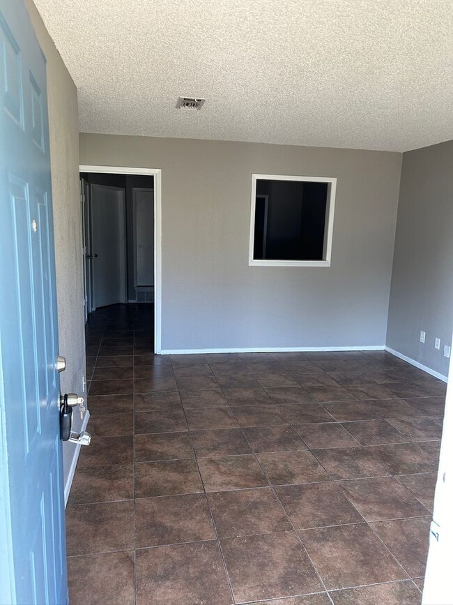 Building Photo - 1701-1703 Georgia St.