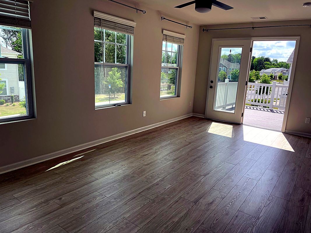 Building Photo - 11052 Chalkbark Ln