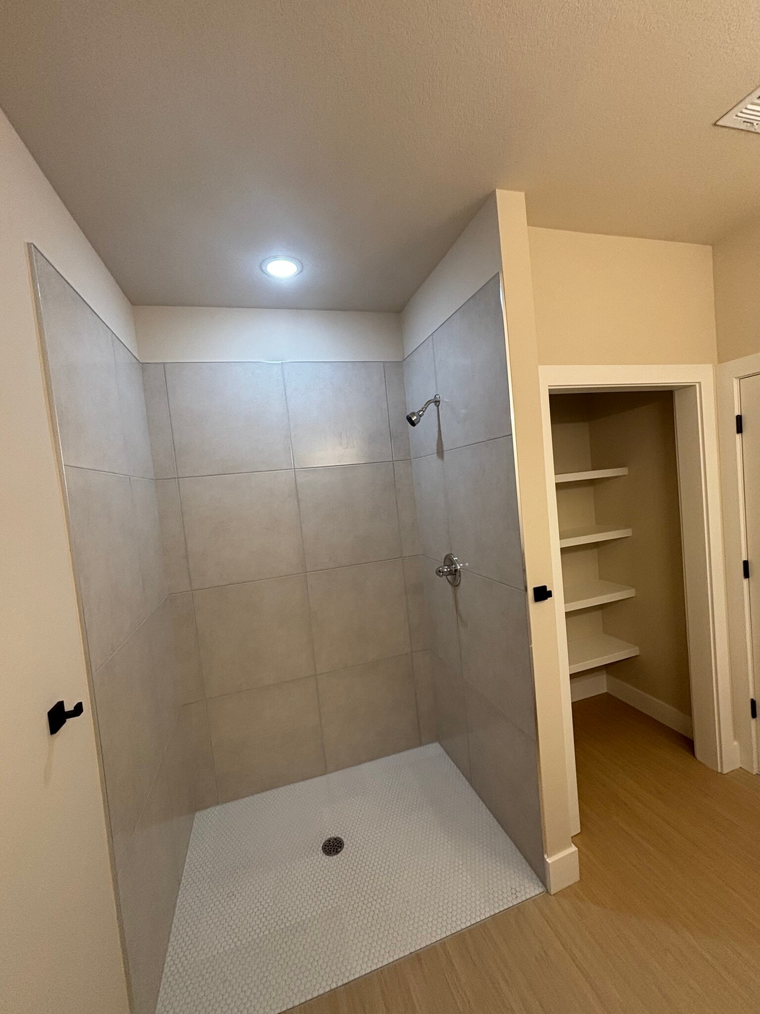 Building Photo - 1291 N Curtis Ct