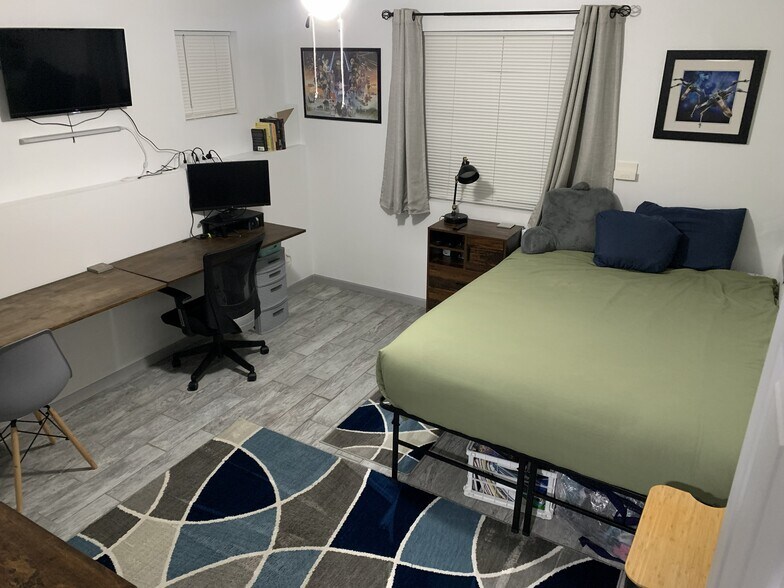 Bedroom 1 - 3505 Fallon St
