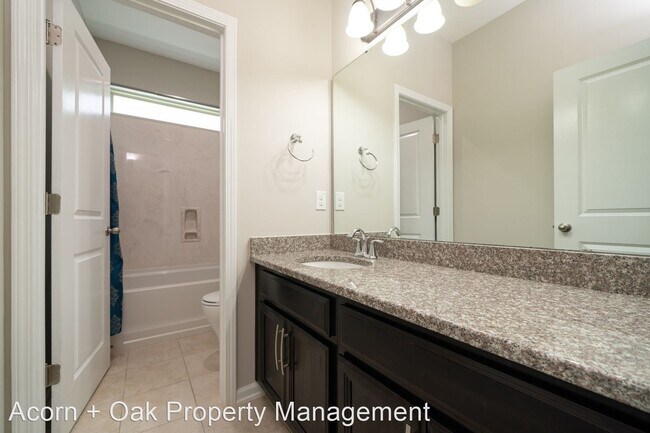 Building Photo - 6 br, 4.5 bath House - 358 Botan Way