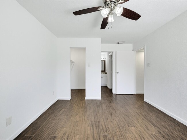 Building Photo - 9548 Pagewood Ln