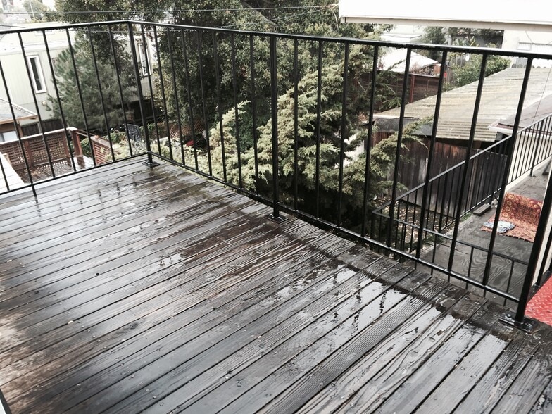 Private deck - 65 Garland Ave
