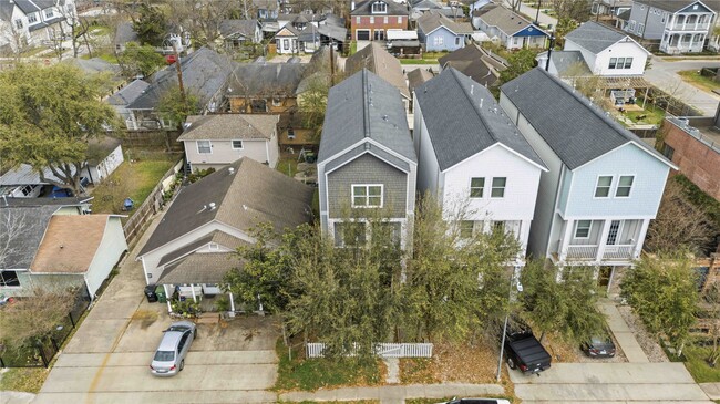 Building Photo - 1006 Enid St