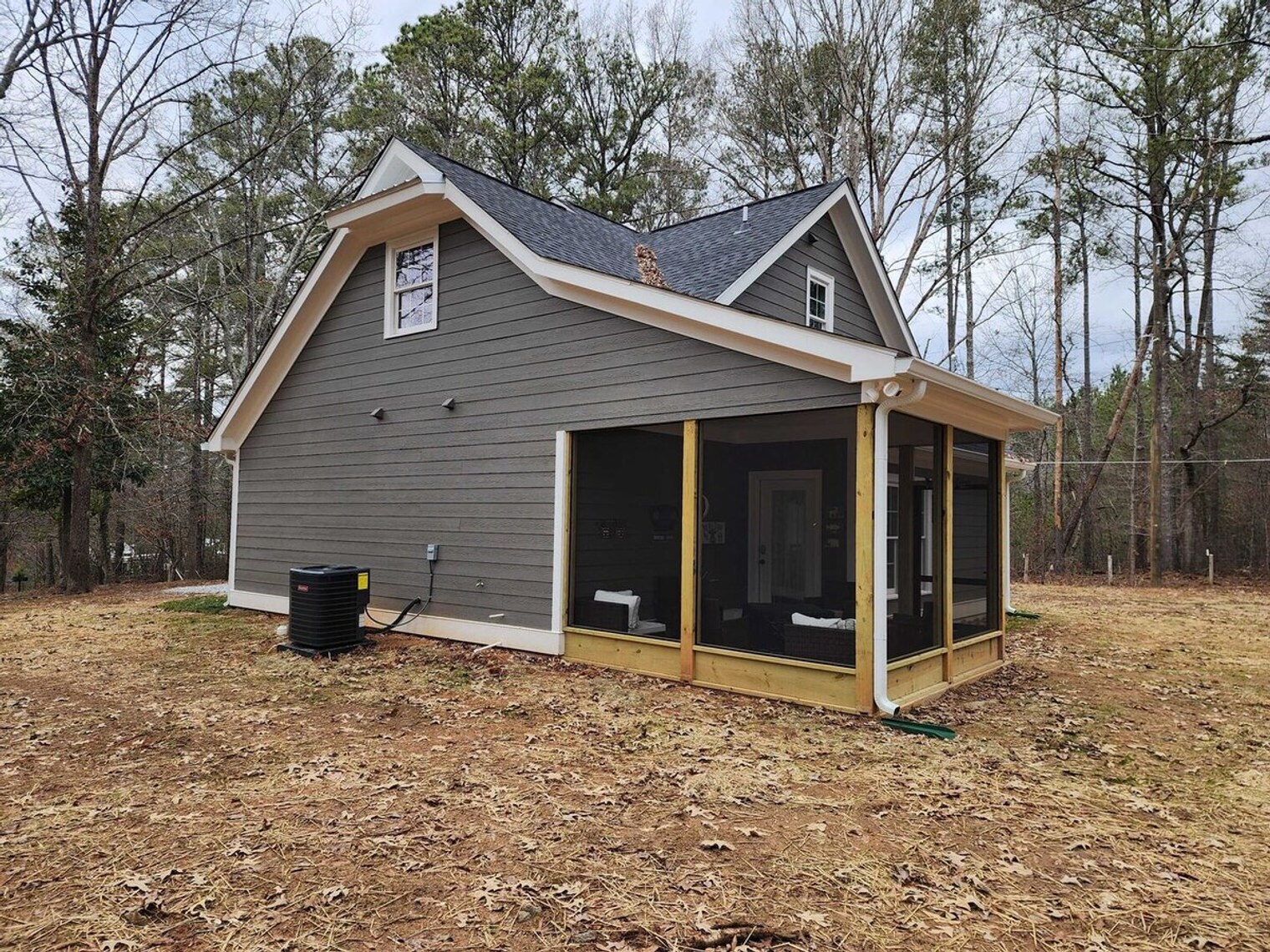 Building Photo - 40 Luther Knight Rd SE