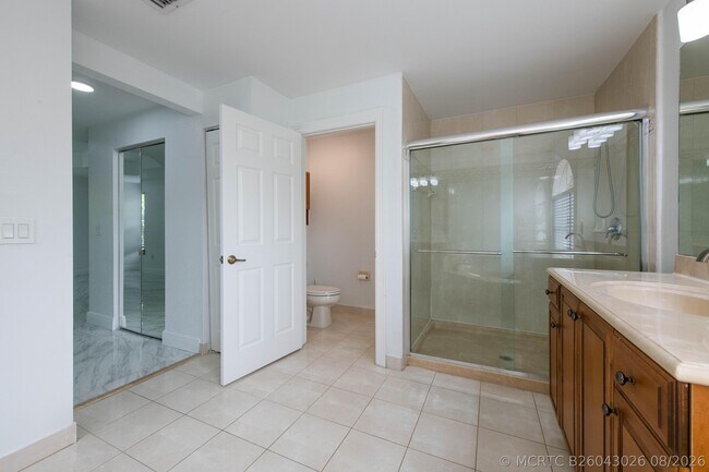 Building Photo - 4668 SW 183rd Ave