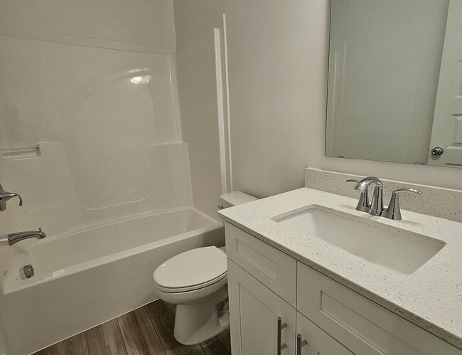 Building Photo - 13805 Gatsby Dr