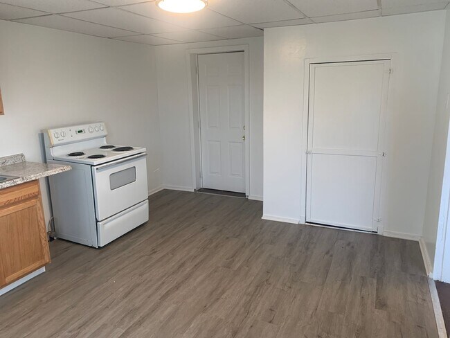 Building Photo - Coming soon! 2nd Floor Efficiency Room -So...