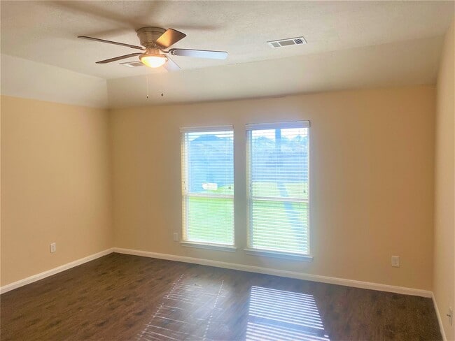 Building Photo - 4730 Hardwood Glen Dr