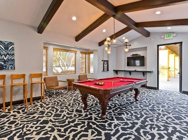 Building Photo - Georgous 4-bedroom, 3-bath detached condo ...