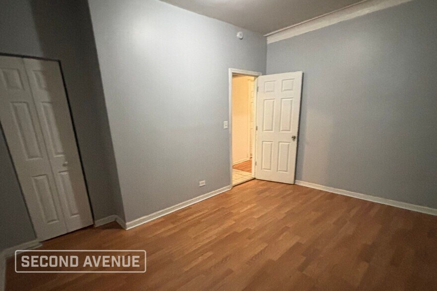 Building Photo - 7318 S Eberhart Ave