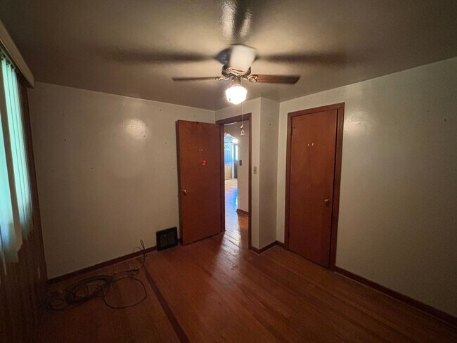 Building Photo - New Year, New Home, $500 Off! Want to stop renting and finally own your own home? Now you CAN — w...