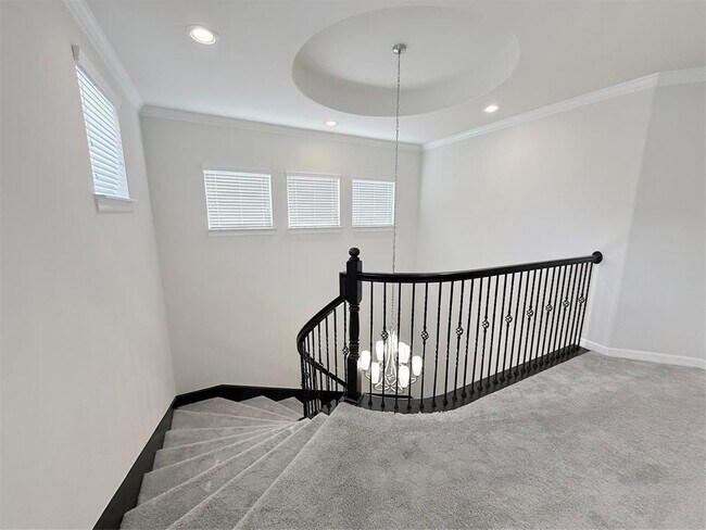Building Photo - 13216 Green Hills Dr