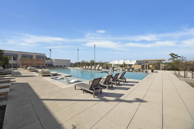 Building Photo - 1 Riva Row