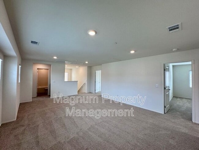 Building Photo - 31343 Autumn Blaze Dr