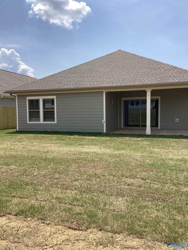 Building Photo - 28589 Whitehall Ln