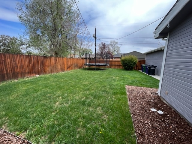Fenced in backyard - 2840 Leyden St