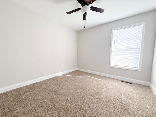 Building Photo - 107 Westfield Ct