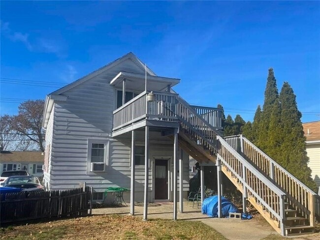 Building Photo - 78 Memorial Dr