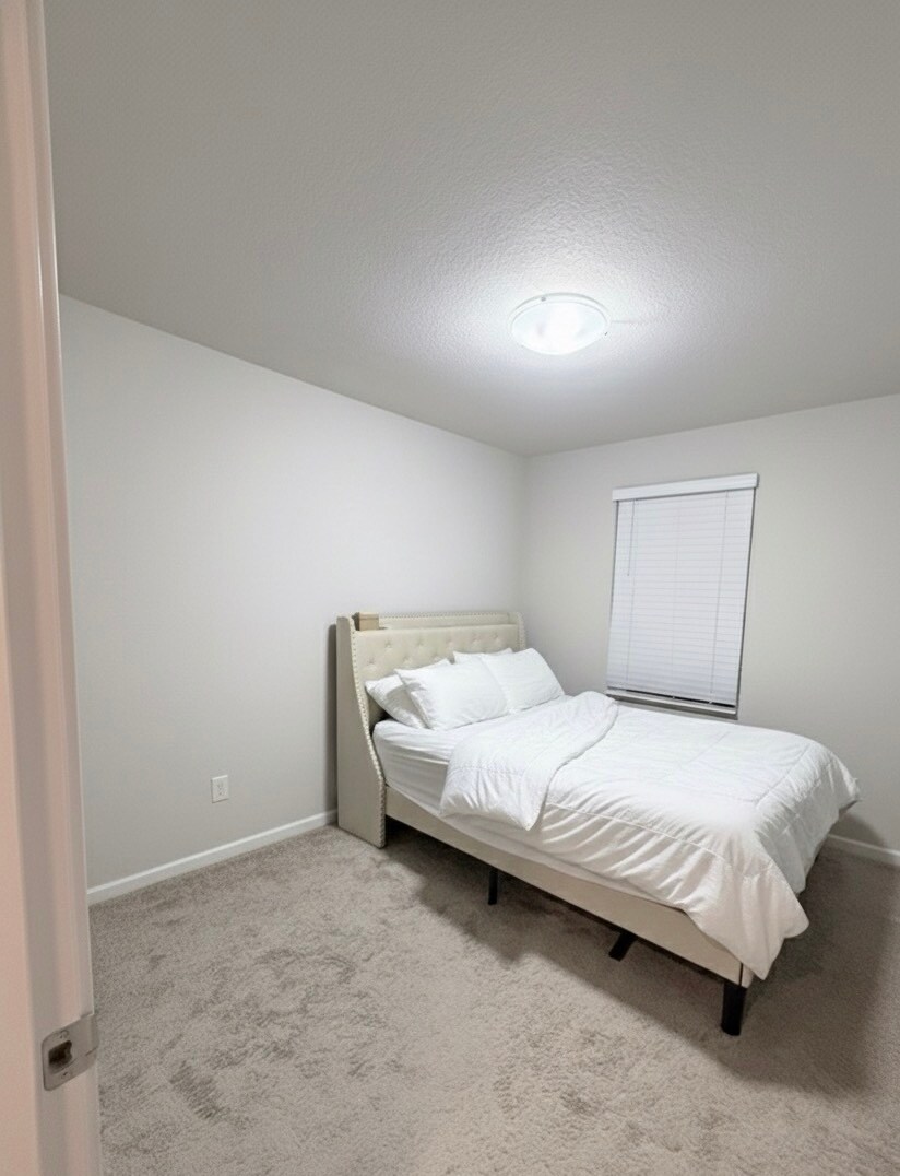 Bedroom 2 - 8143 SE Leafhopper St