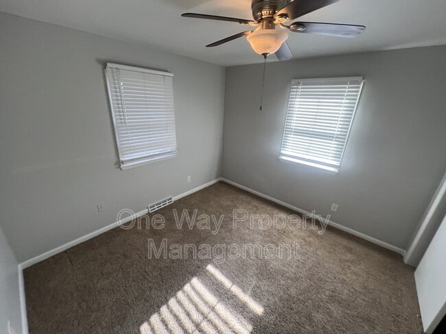 Building Photo - 1236 Wilshire Ave