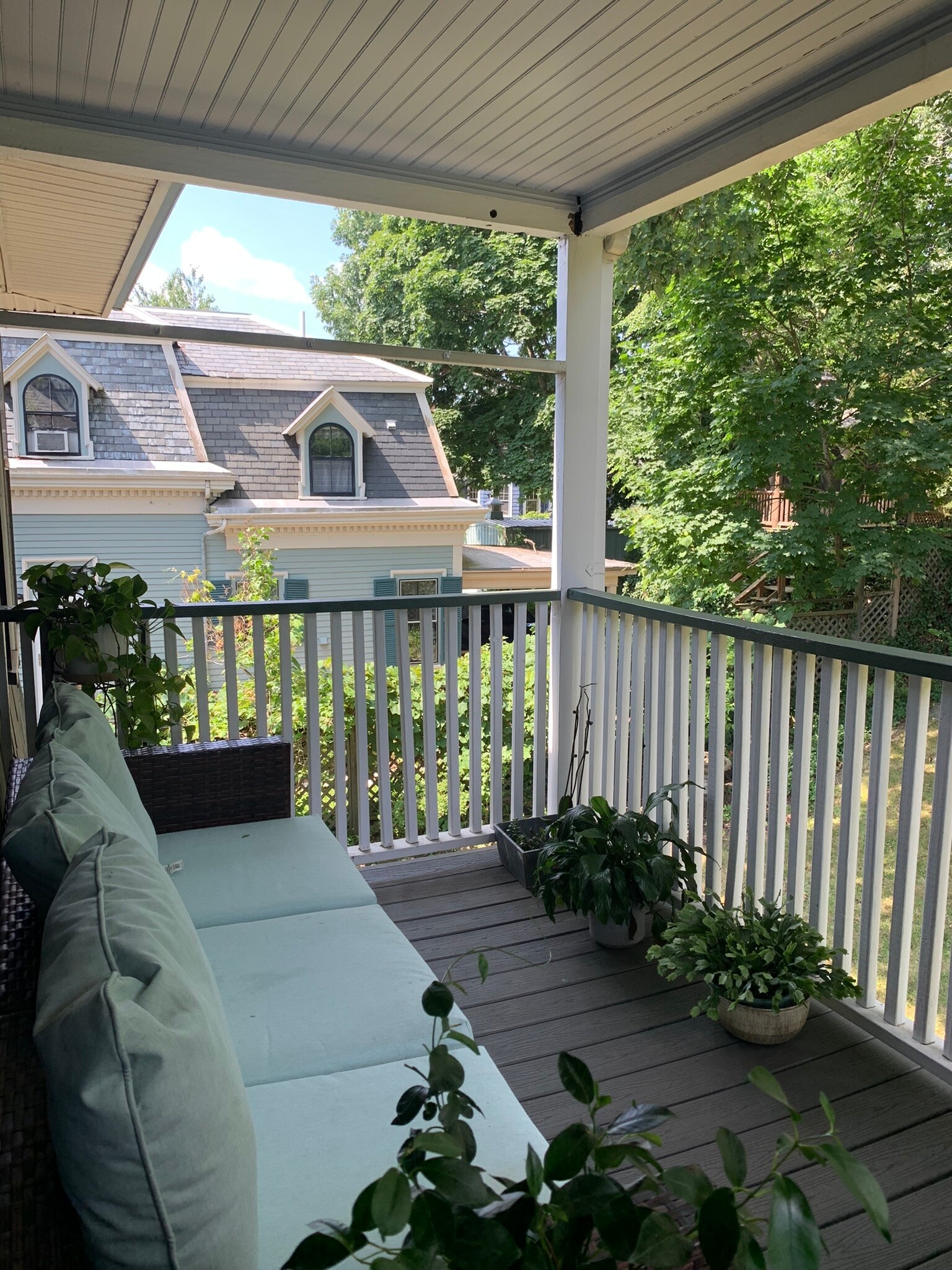 Building Photo - 1045 Adams St