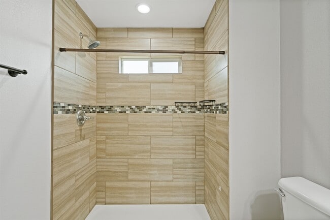 Building Photo - 1013 Tesoro Run