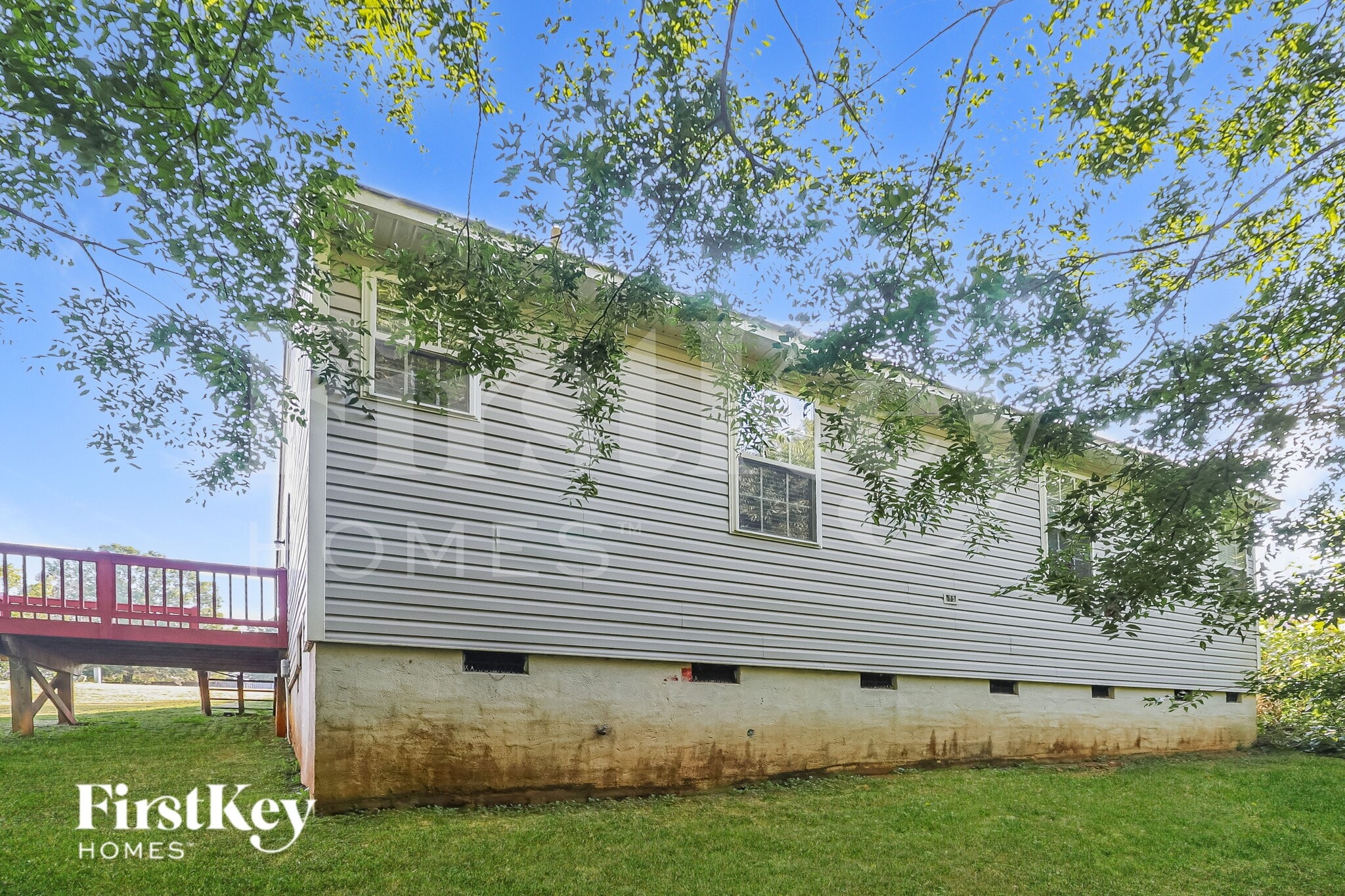 Building Photo - 933 Milkwood Ln