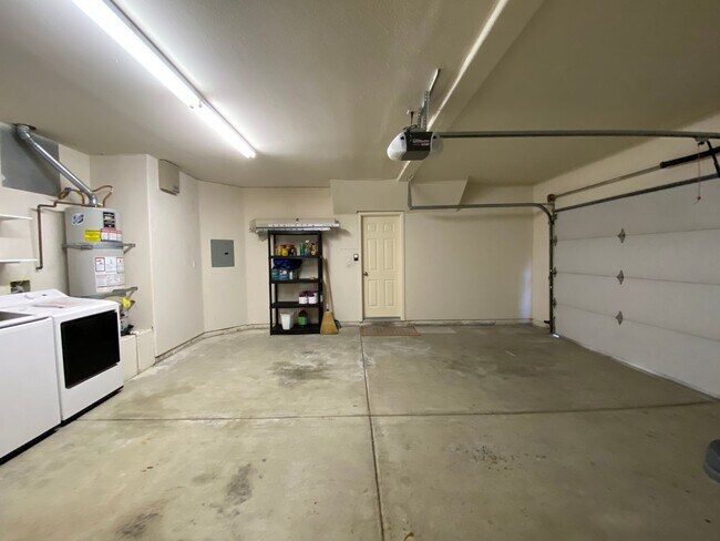 Building Photo - Beautiful Remodeled Home in Carlsbad Village!