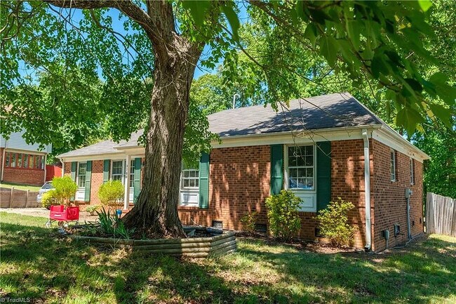 Building Photo - 3706 Westfield St
