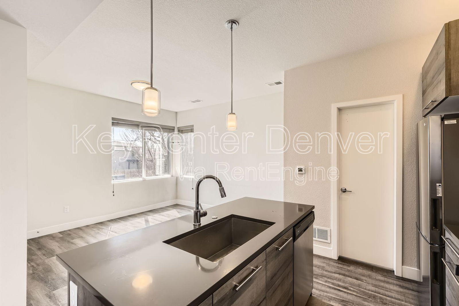 Building Photo - 1013 Depew St