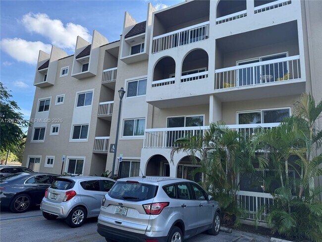 Building Photo - 7703 Camino Real