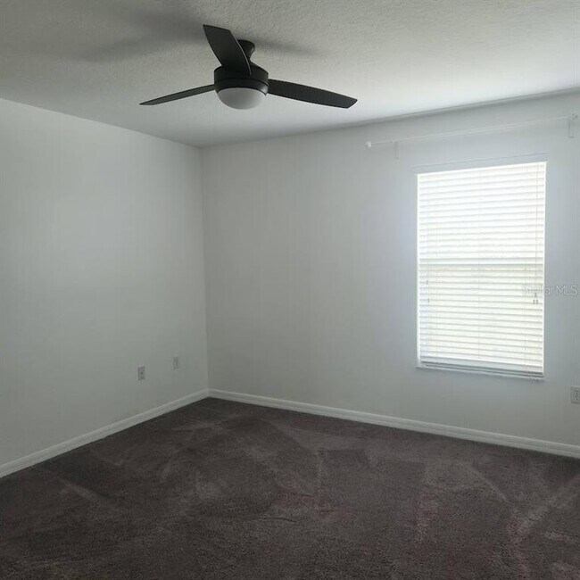 Building Photo - 3048 Chessington Dr