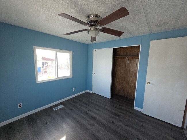 Building Photo - Newly Remodeled 2 bed/2 bath Manufactured Home with covered patio in BHC!