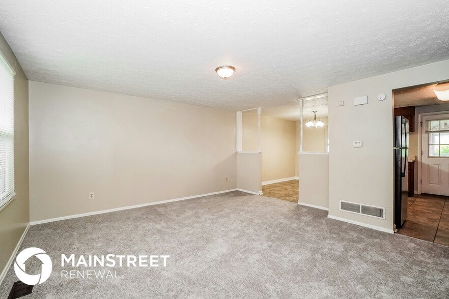 Building Photo - 4166 Clayridge Ln