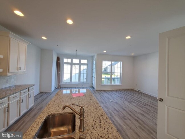 Building Photo - 207 Hoke Farm Way