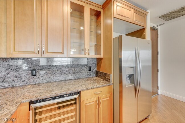 Building Photo - 8255 S Las Vegas Blvd