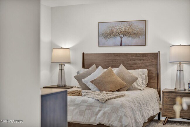 Building Photo - 13785 Kewanna Trail